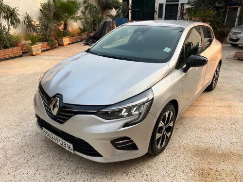 Renault Clio 5  2023 Evolution