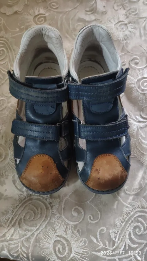 Sandales orthopédiques 