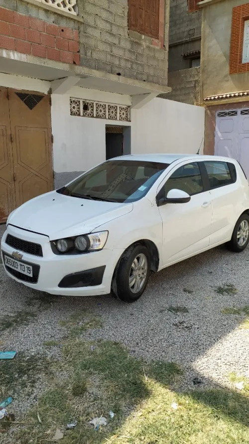 Chevrolet Sonic Hatchback 2013 Sonic Hatchback