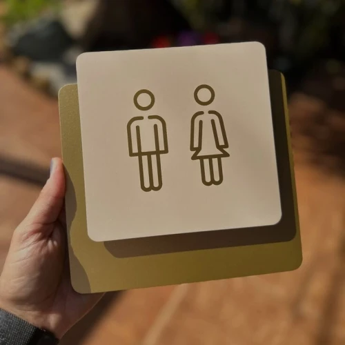 Plaques Signalétiques PMMA Pour Bureaux et Entreprises  / Fabrication sur Mesure