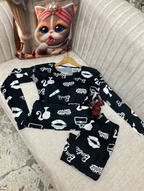 Pyjama gros solde 450 Da 