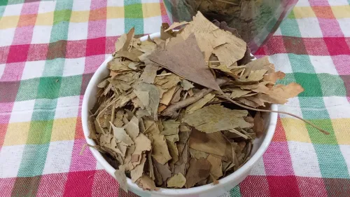 بيع توابل عاصمية وأعشاب طبية