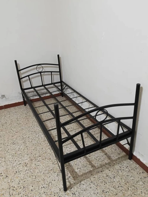 Lit superposé métallique Usine des lits Algérie  Lit سرير بطابقين سرير سوبر بوزي