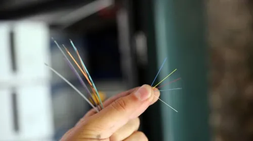 Soudure fibre optique تلحيم الالياف البصرية