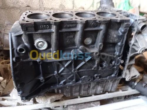 Demi moteur mersedes sprinter 611