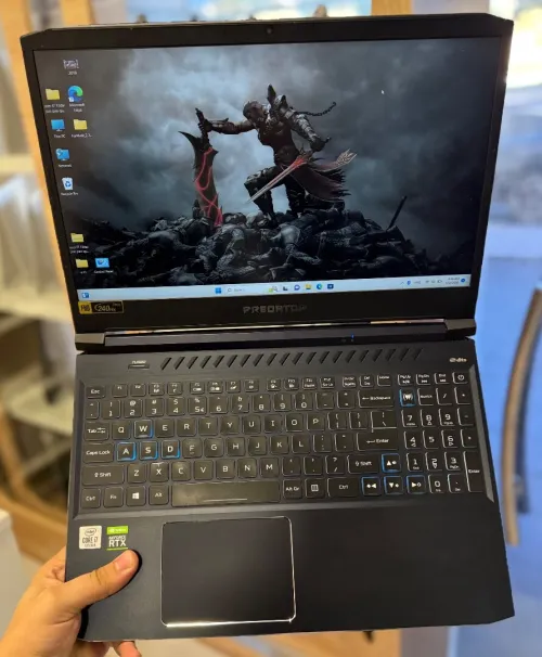 Acer Predator Helios 300