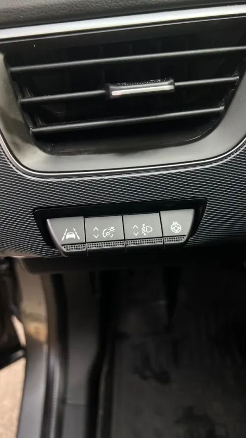 Renault Arkana 2023 Itens