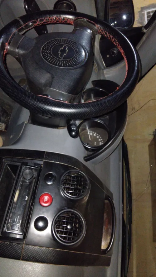 Avio Avio L 2005 