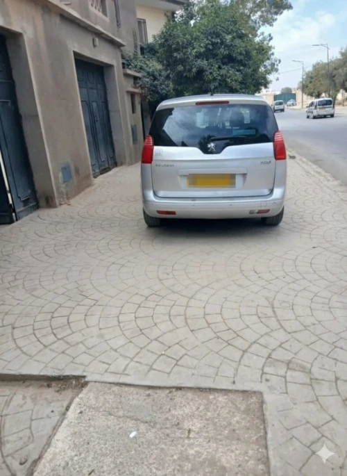 Peugeot 5008 2012 Allure