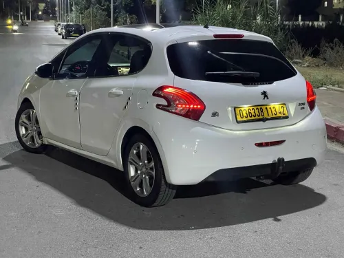 Peugeot 208 2013 Allure