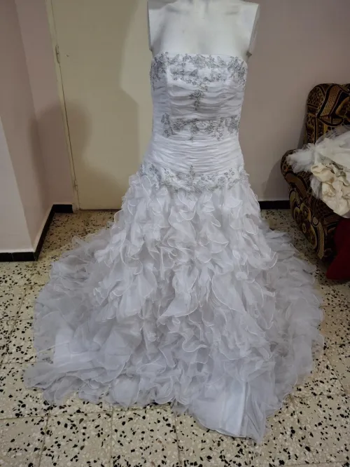 Ensemble Robes de mariées, Robes Blanches, Robes soirée