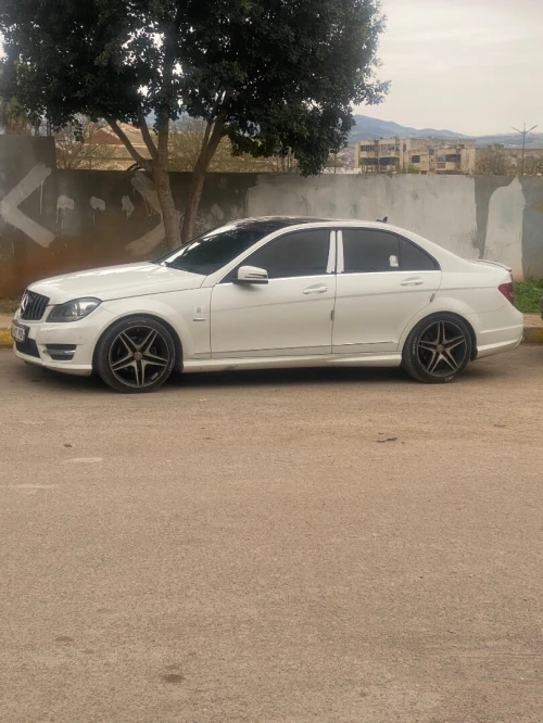 Mercedes classe c250 amg 2011 