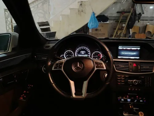 Mercedes Classe E 2013 AVANTGARDE Pack AMG