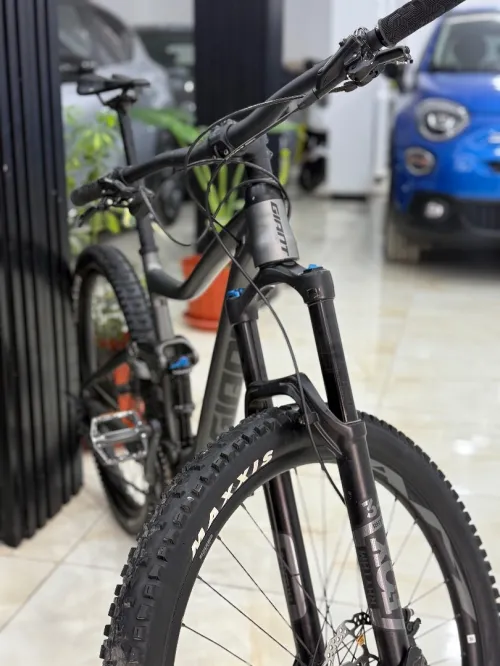Velo Giant Trance -  ISO 4210-2
