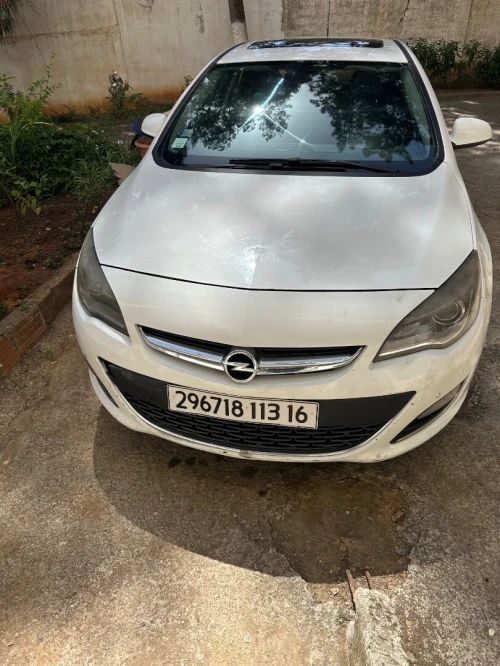 Opel Astra 2013 COSMO