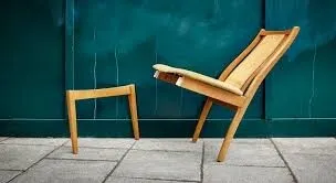 CHAISES CASSES