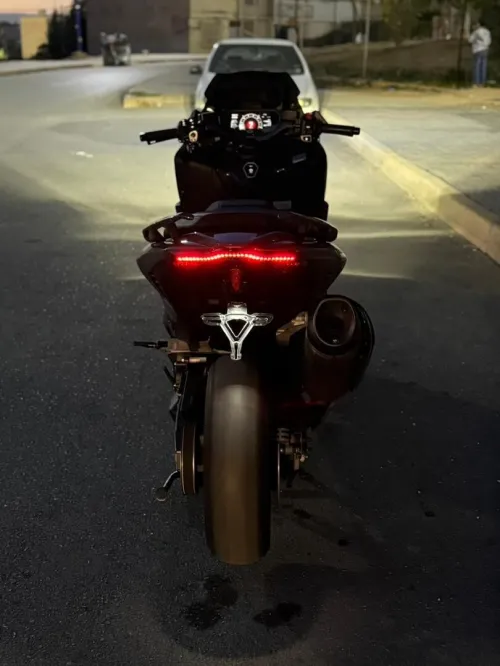 Yamaha T max 562 2022