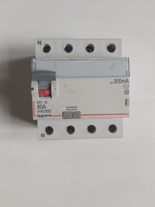 Disjoncteur différentiel triphasé 80A/300mA LegrandLegrand