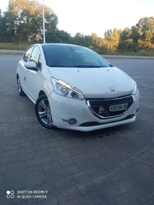 Peugeot 208 2014 Allure