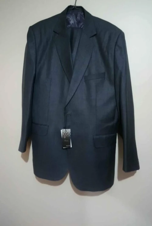 Costume noir pour homme