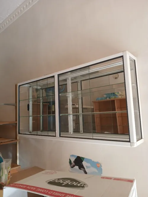 Vends mobilier complet de Pharmacie