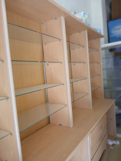 Vends mobilier complet de Pharmacie