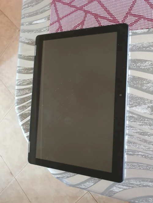 vends Camescope DVD samsung + 02 tablettes CONDOR 10.1
