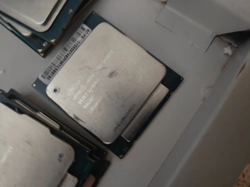 Lot cpu Intel xeon v3 v2