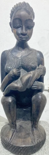 Statuettes en bois ébène  africaine