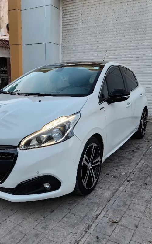 Peugeot 208 2017 GT Line