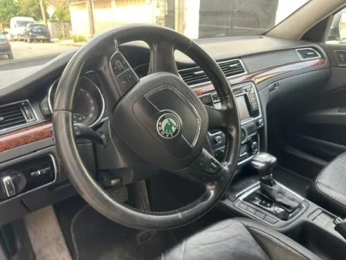 Skoda Superb 2012 Elégance