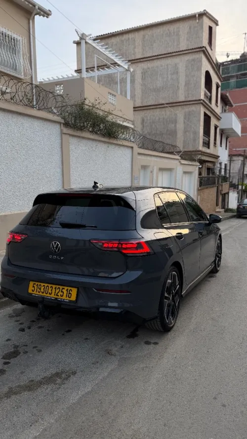 Volkswagen Golf 8 2025 R-Line