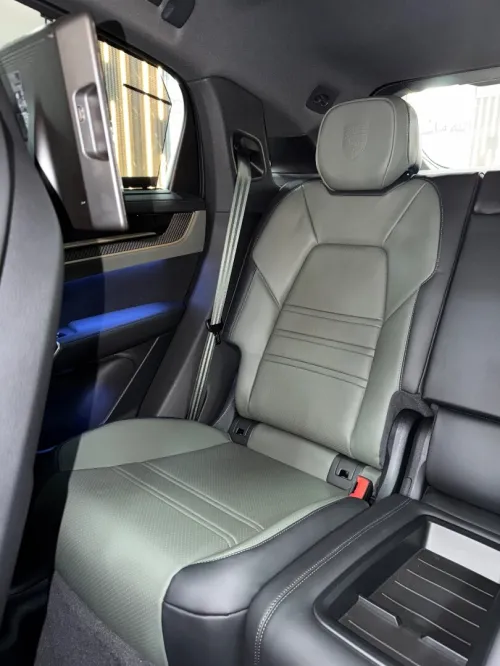 Porsche Cayenne 2026 Rolex