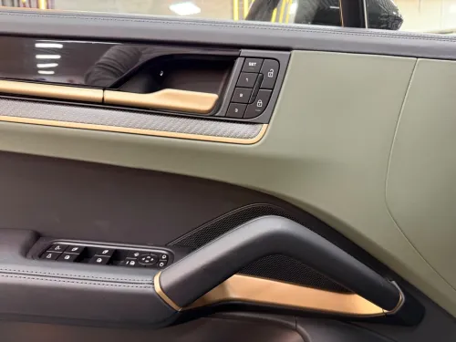 Porsche Cayenne 2026 Rolex