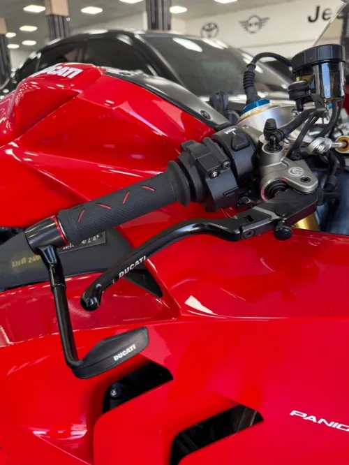 Ducati Panigale v4 S 2023