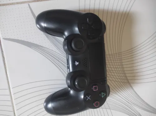 Ps4 slim version en ligne 13,04