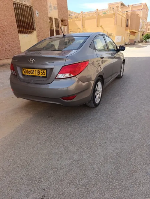 Hyundai Accent RB  4 portes 2018 Accent RB  4 portes