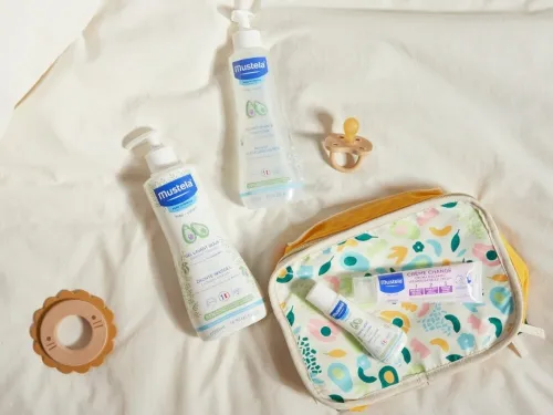 Vanity Mustela Bébé, 4 Produits, Trousse, Neuf Original France