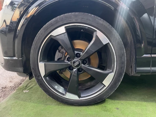 Audi Q2 2019 S line