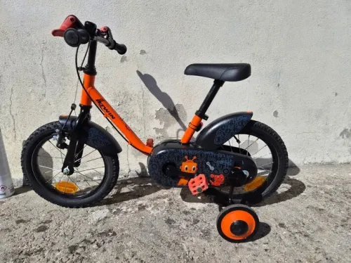 Vélo 14 pouces Btwin original état neuf
