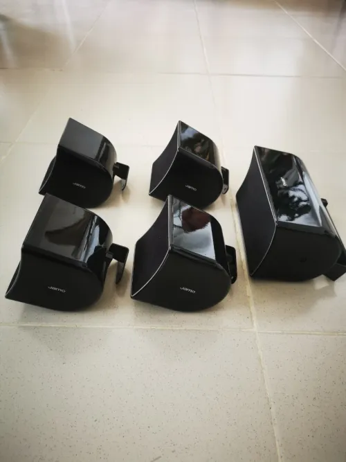 Baffles home cinéma jamo 2 voixs 100 wats l'unité 