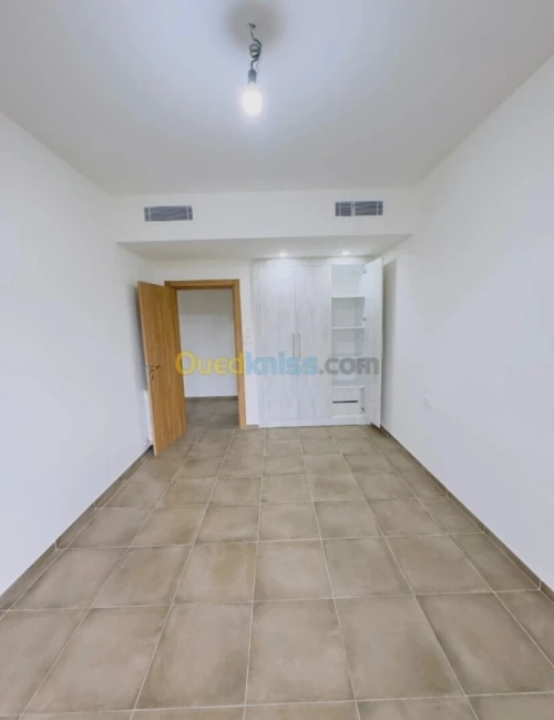 Location Appartement F3 Alger Dely brahim