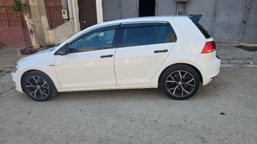 Volkswagen Golf 7 2014 Trendline +