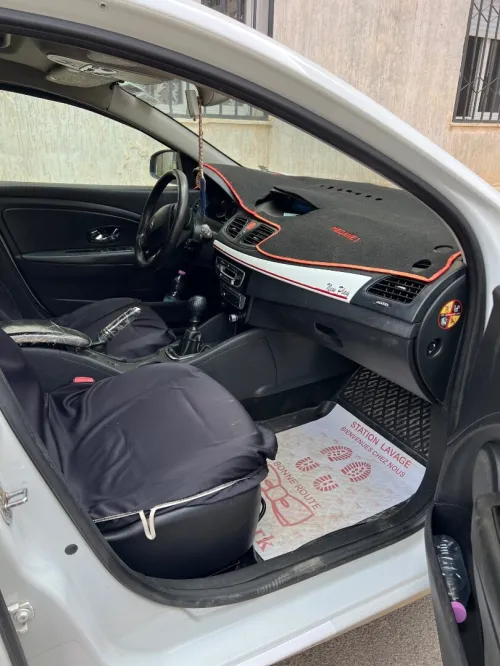 Renault Megane 3 2016 New Play