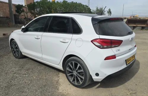 Hyundai i30 2019 Toute options
