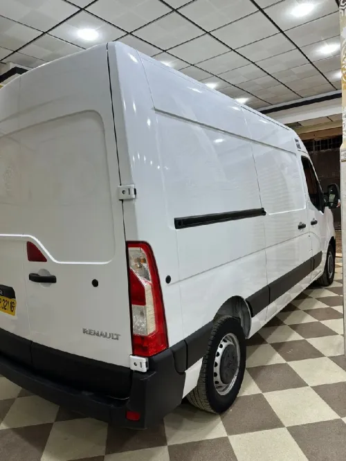 Renault Master 2021
