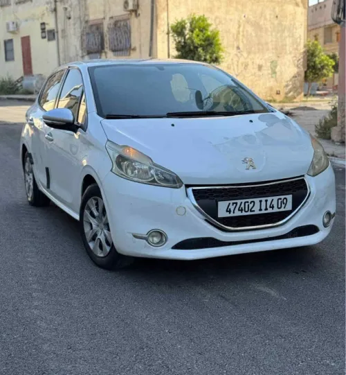 Peugeot 208 2014 208