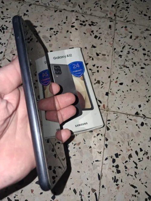 Samsung A12