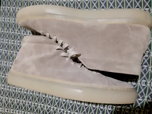 Chaussure demi bote