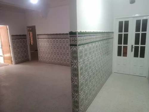 Location Appartement Niveau de villa F4 Alger Dely brahim